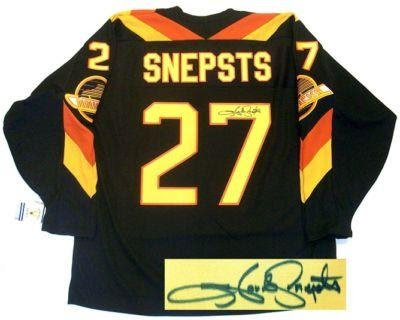 Harold Snepsts Autographed Jersey - Vintage