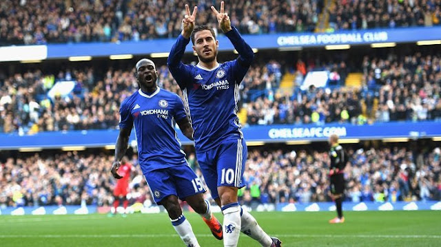 Hasil dan Klasemen Liga Inggris Pekan Ini http://ift.tt/20kt43r - Berita Terbaru Terkini Hari Ini - Gelar Liga Inggris yang hampir dalam genggaman Chelsea mulai terlepas. Chelsea kalah melawan Crystal Palace dengan skor 1-2 di Stadion Stamford Bridge, Sabtu (1/4/2017).