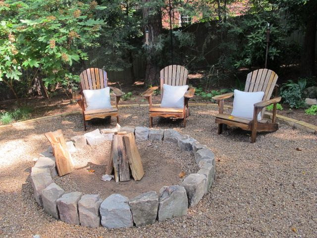 pea gravel around fire pit | Patio Ideas | Pinterest