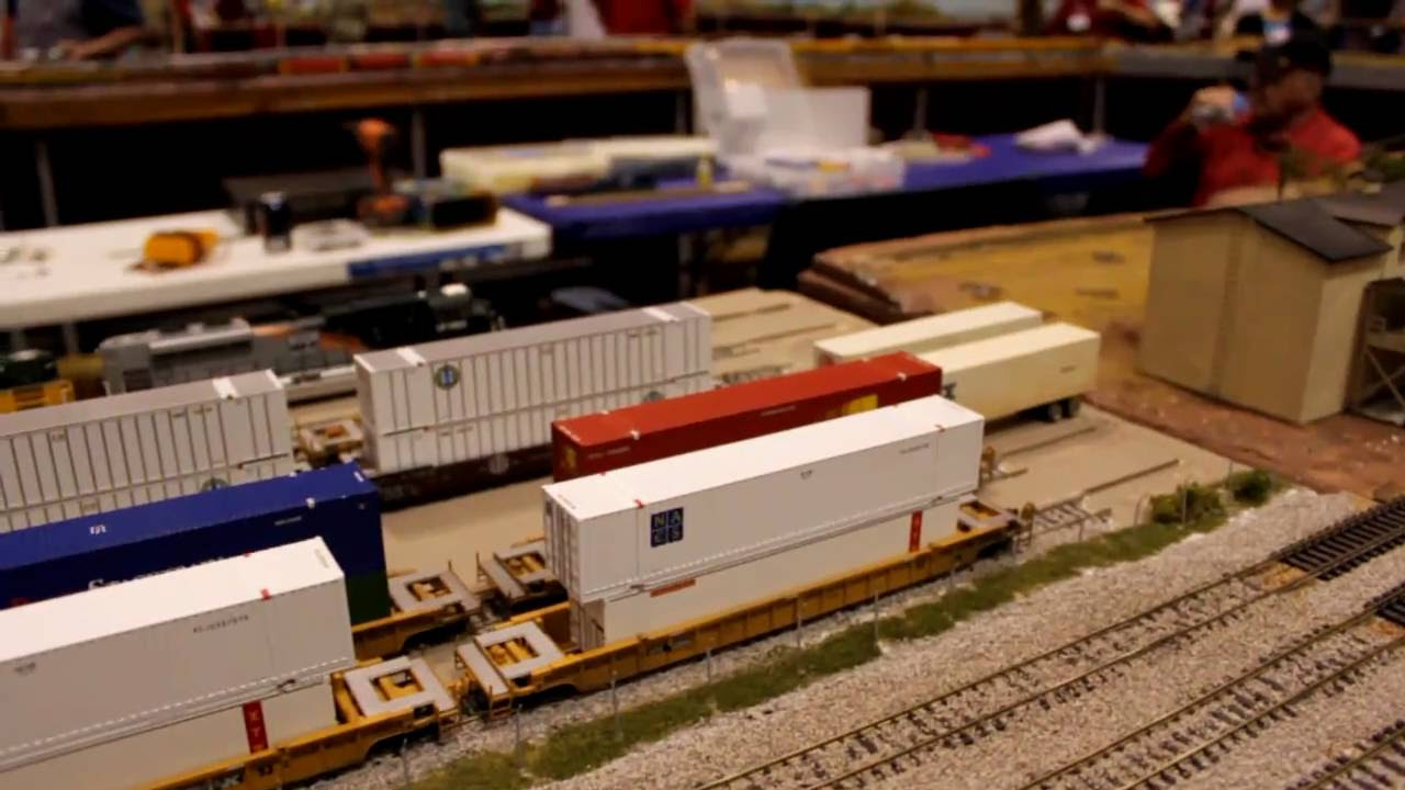 Model Railroad Houston Show (Intermodal Area) - YouTube