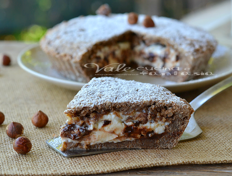 Crostata di pasta frolla alle nocciole con ricotta e ...