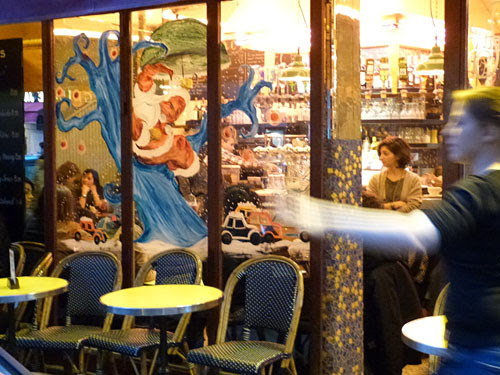 devanture bistrot marais noël.jpg