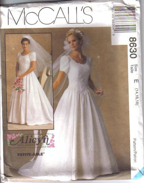 OOP Bridal Wedding Gown Bridesmaid Dress Plus Size McCalls OOP Bridal Wedding Gown Bridesmaid Dress Plus Size McCalls