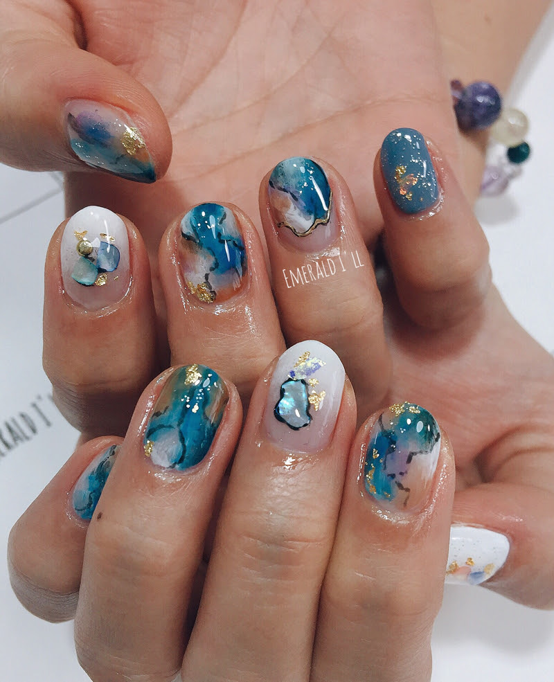 沖縄市ネイルサロン 夏ネイルデザイン エメラルドアイル 沖縄市ネイルサロンemerald I Ll デザイン持ち込みのお店