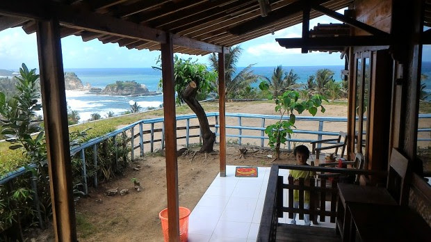 Liburan Ke Pantai Klayar The Urban Mama