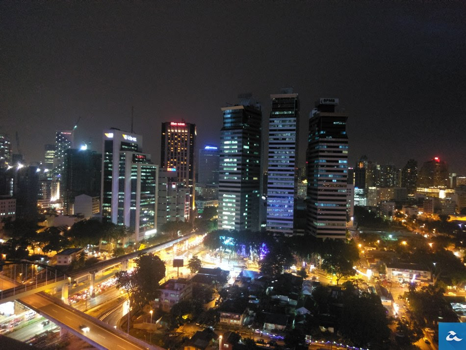 HTC 10001