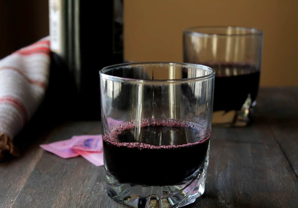 mulled wine 2 1024x713 Slow Cooker Mulled Wine with SweetN Low