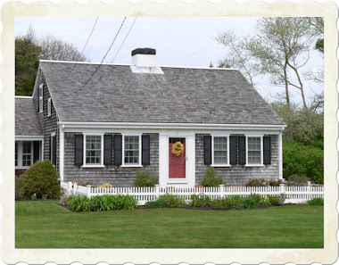Antique House Plans on Small But Charming Cedar Shingled Cape Cod House That Caught My Eye