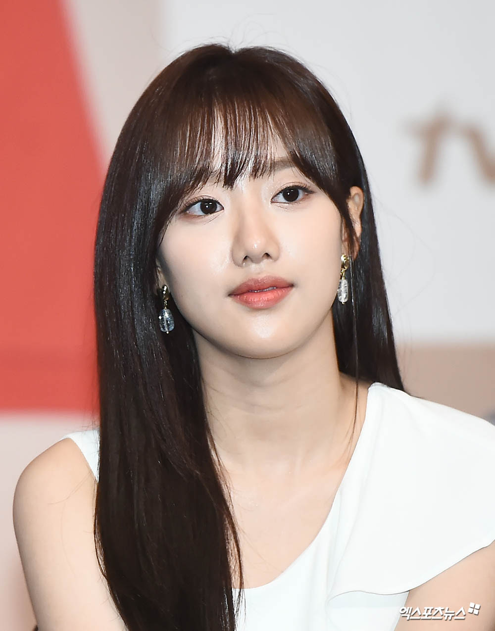 포모스 에이프릴 이나은 '10대들의 퀸카'엑's HD포토