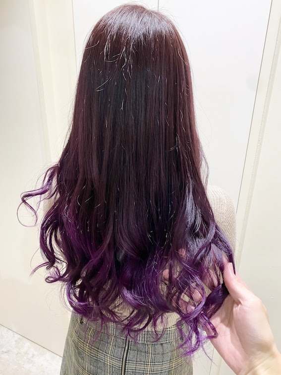 パープルヘアカラー 紫カラー バイオレットカラーにしたい方 ケアブリーチ ダブルカラー インナーカラー ハイライトカラー 原宿 美容室 Sherry 原宿美容室