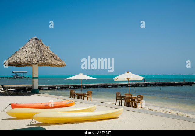 Wooden Dock Kayak Stock Photos &amp; Wooden Dock Kayak Stock 