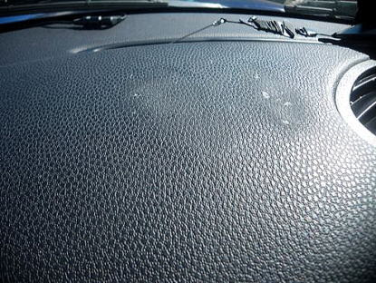 ミニ ダッシュボードのナビ等を奇麗に剥がす 両面テープ跡修理