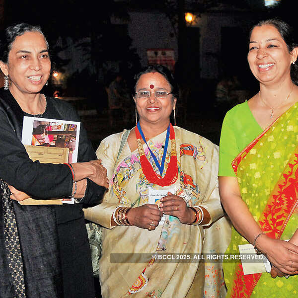 (L-R) Arpana Caur, B Rekha and Kiran Soni Gupta during a party at the ongoing first edition of Jaipur Art festival.