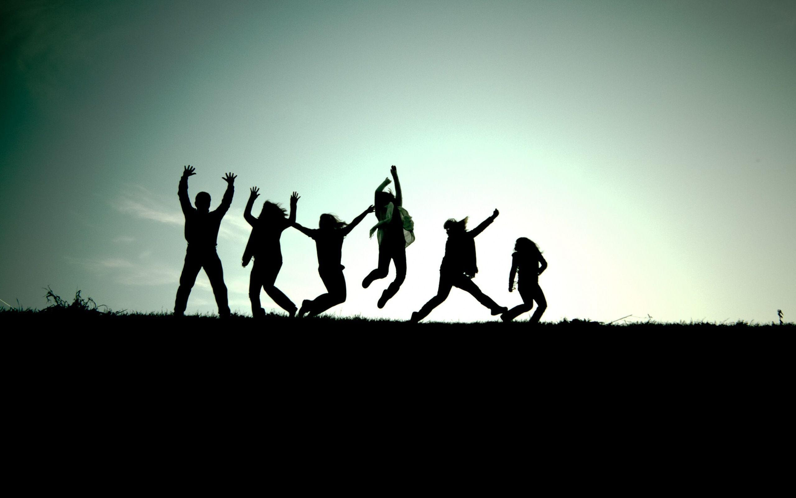 Resultado de imagem para friendship wallpaper