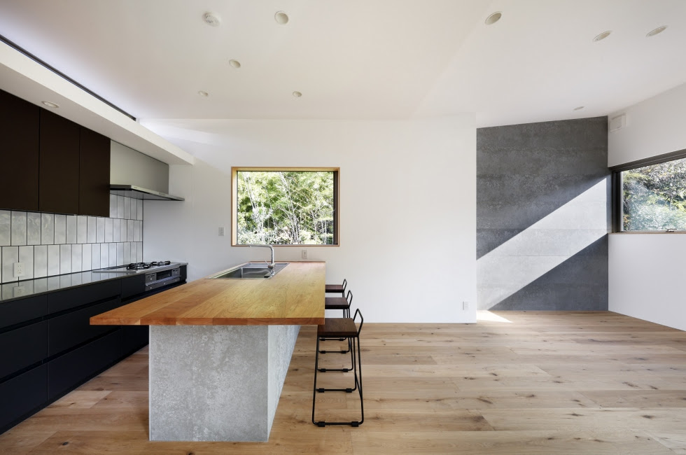 兵庫県宝塚市 川西市 西宮市 池田市を中心に住宅 店舗等の設計 監理を手がける樋口章建築アトリエ一級建築士事務所