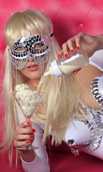 Breast Milk Ice Cream (5 pics)