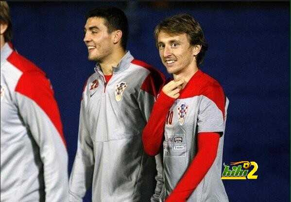 صور : لوكا مودريتش مع منتخب كرواتيا - هاي كورة