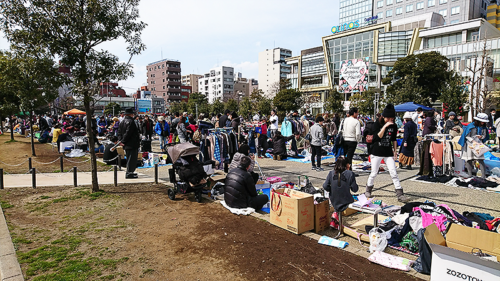行ってきた 錦糸公園 フリーマーケット 業者少なくて大変好感度高いフリマですわ Zero Memories