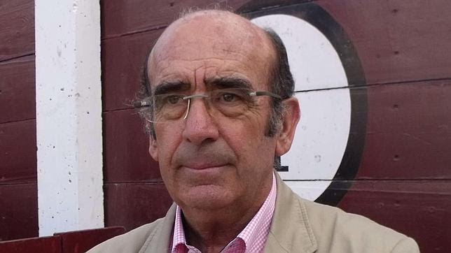 El ganadero Adolfo Martín, herido gravemente por un toro en el campo