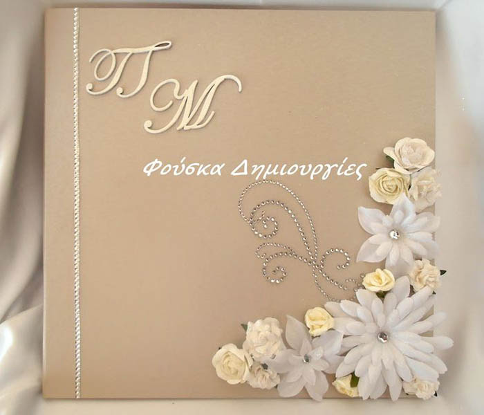 一生の思い出 ウエディングアルバムの表紙デコ7選 Izilook