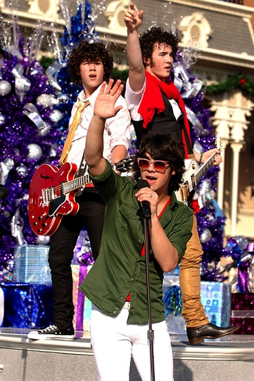 jonas brothers christmas