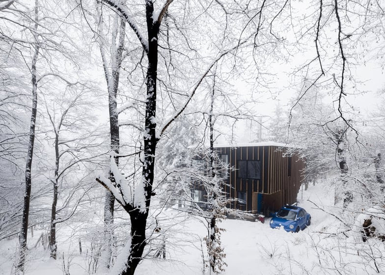 Timber Cabin Built in Two Days | Modern House Designs