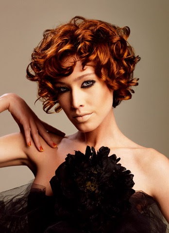 Hairstyles For Curly Hair - 30 Beautiful Wedding Hairstyles â Romantic Bridal Hairstyle Ideas 2018Hairstyles For Curly Hair / Women Trend Hair Styles for 2013: Curly