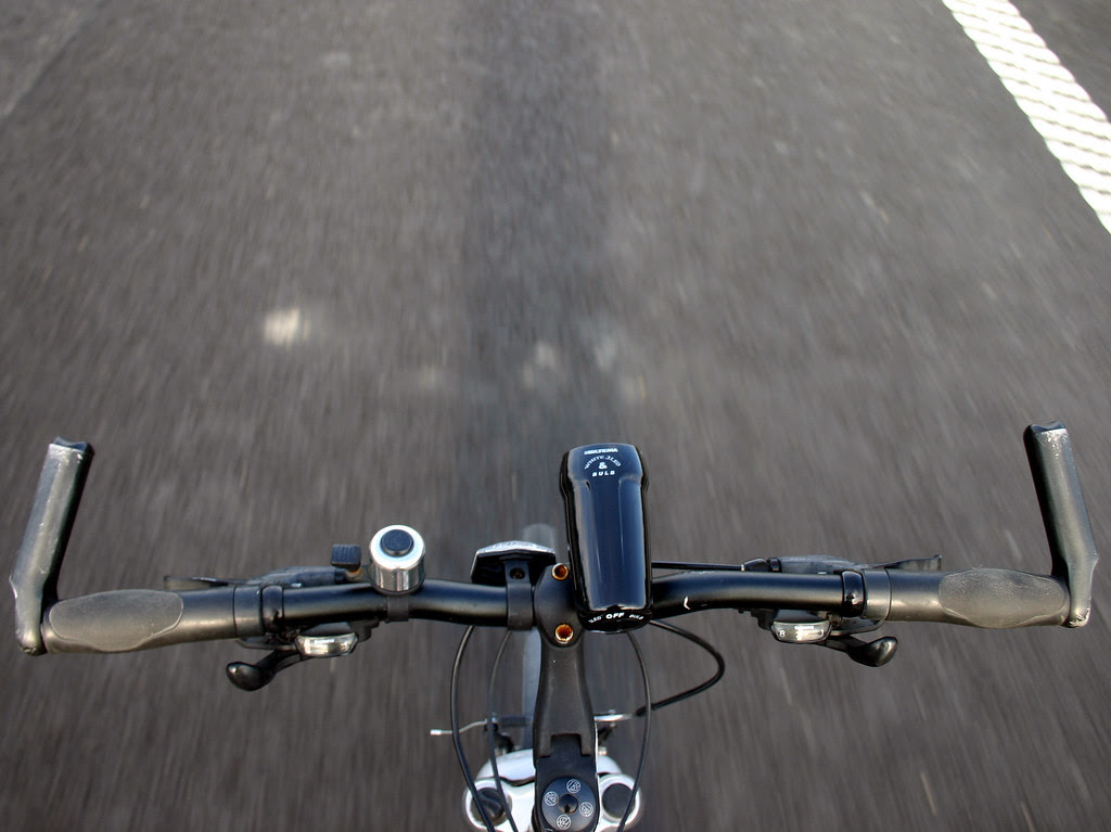 Look, mom! No hands!