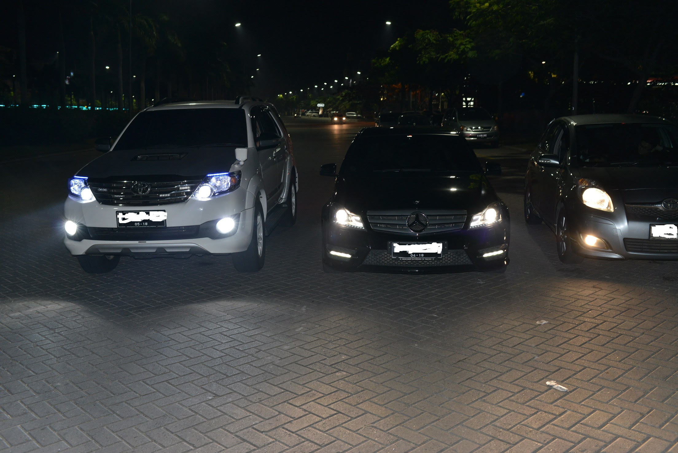 Kisah Sebuah Mobil Fortuner VNT TRD 2013 Putih
