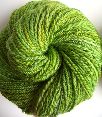 close up-navajo plied