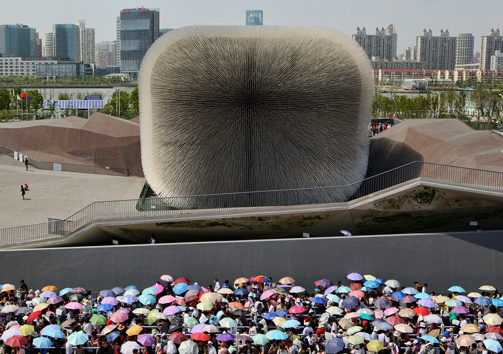 expo_begins15.jpg