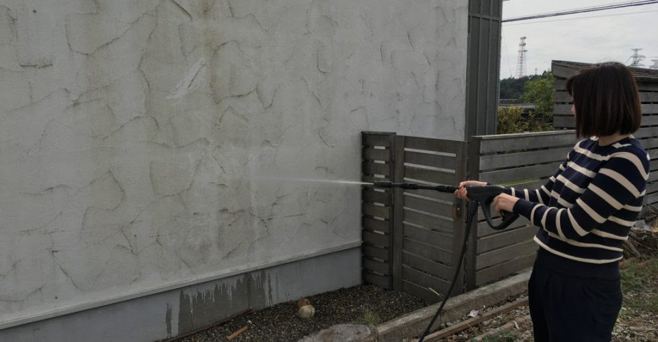 外壁汚れ 3つの方法で掃除してみた 藍舎 あいしゃ 千葉の家 木更津市 一戸建 注文住宅 自然素材 千葉の森の家