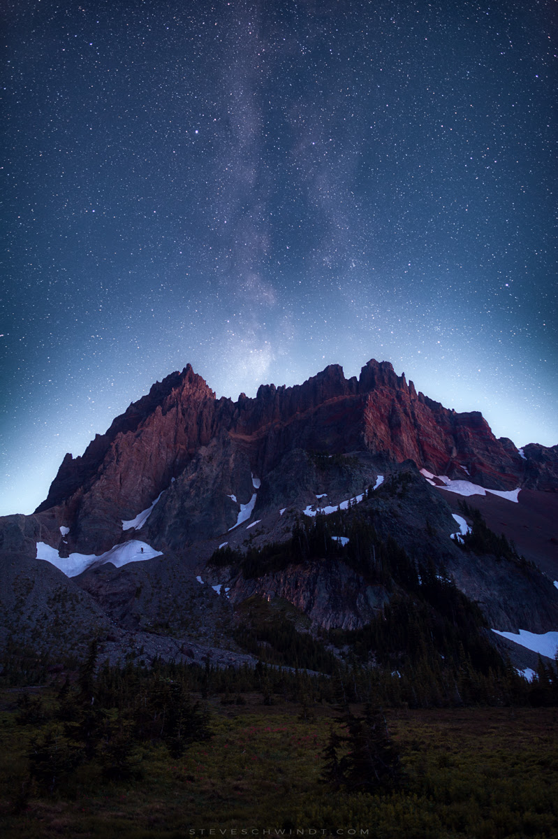 three fingered jack mountain moonset