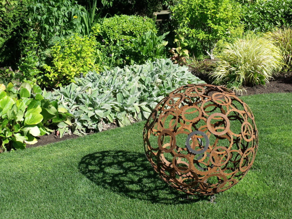 Ideas abound at gardens on Seeding Our Future tour | OregonLive.