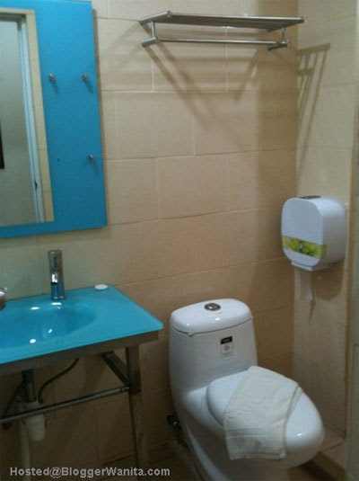 toilet-hotel-yaho