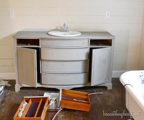 How I Painted my Vanity with Annie Sloan Chalk Paint ...