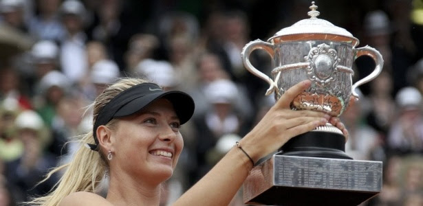 Antes do título em RG, Sharapova já tinha garantido o retorno ao topo do ranking