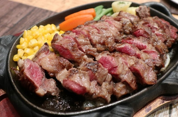 取材の毎日 でも美味しいステーキで元気出た おいしい沖縄 彡 ｃｏｍ