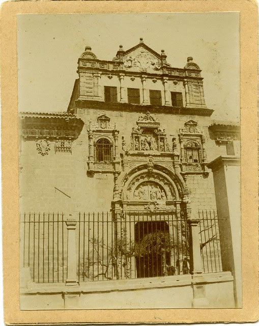 Hospital de Santa Cruz a comienzos del siglo XX. Fotografía de Pedro Román Martínez. Centro de Estudios Juan de Mariana. Diputación de Toledo