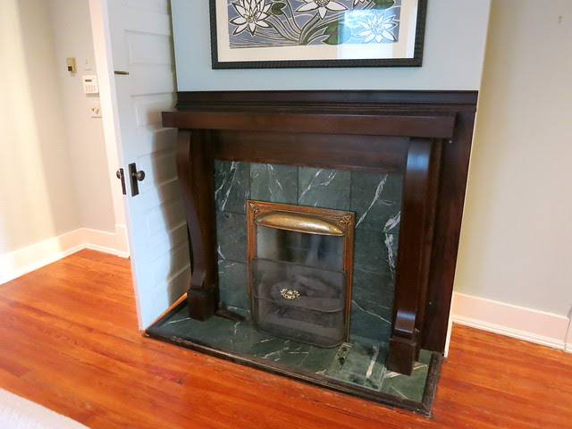 IMG_2738-2013-07-28-Highland-View-Craftsman-fireplace-3