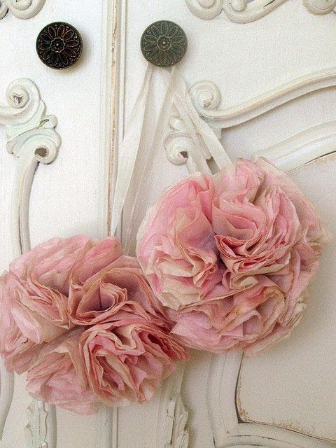 DIY:: Easy just coffee filters and dye
