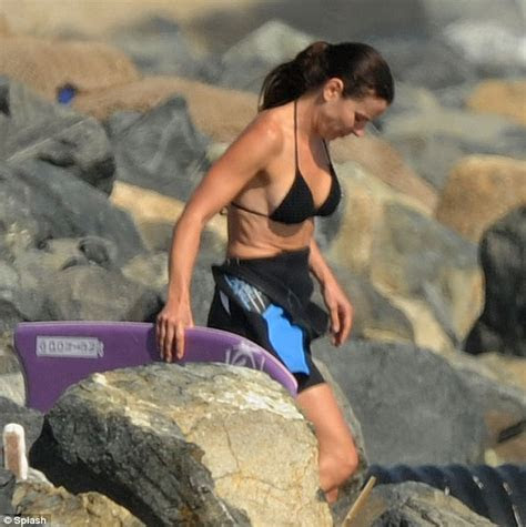 gordon ramsay pulls   stomach  malibu beach