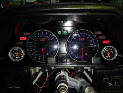 基盤の加工 京都のレストア旧車 中古車パーツ販売のチューニングカーショップ 斎藤商会
