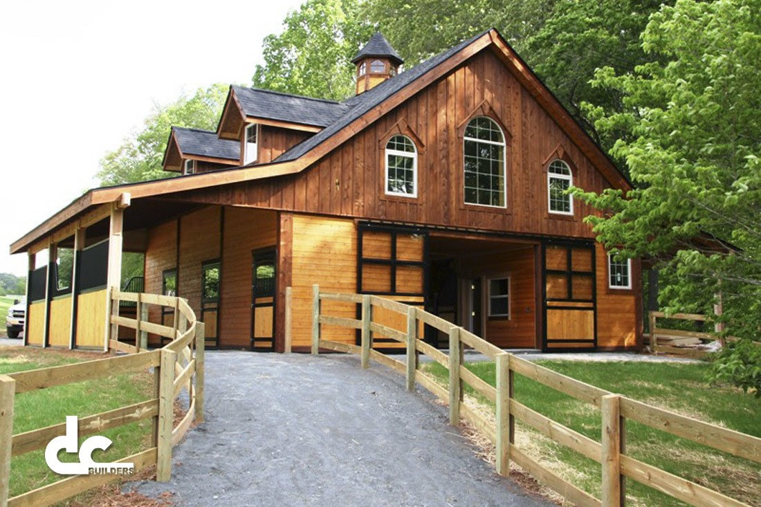 Tennessee Barn Builders - DC Builders