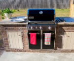 outdoor kitchen