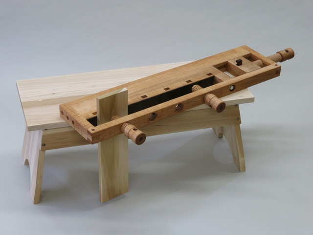 Portable Benches for Servicemen - Popular Woodworking Magazine