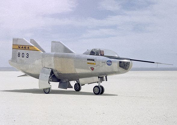 Nov25-1970-M2-F3_first_flight crop