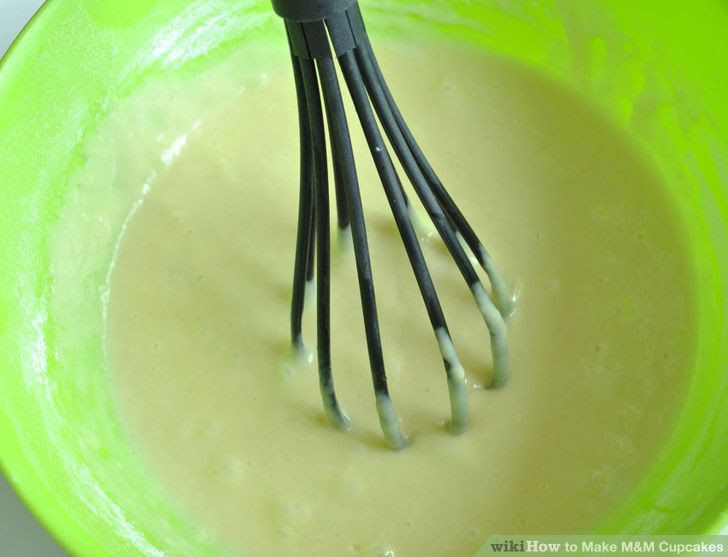Make M&M Cupcakes Step 3.jpg