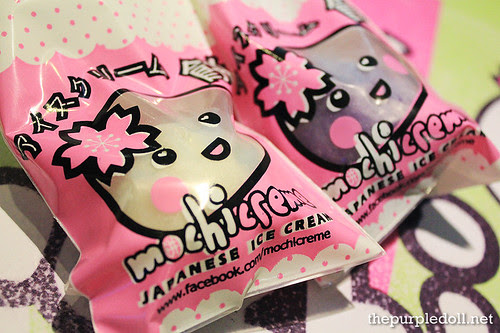 Mochi Creme Black Sesame and Purple Yam