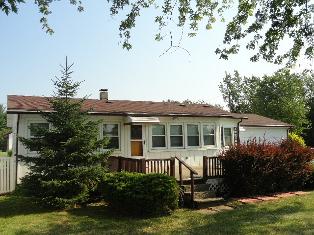 627 Quillette Drive, Beaverton, MI